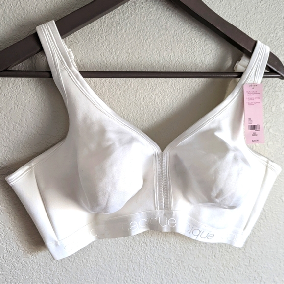 Cacique Other - CACIQUE No Wire 42DD Bra - White - Lined - Comfort -Wireless -Not padded -Cotton